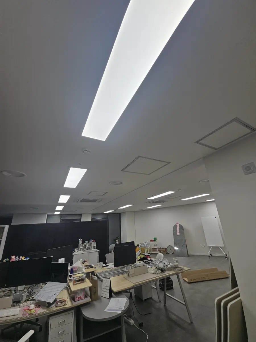 사무실 LED 교체 시공 후